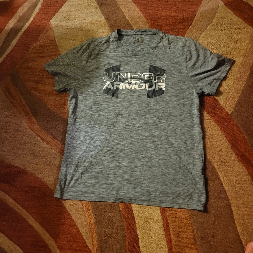Under Armour gray shirt size L